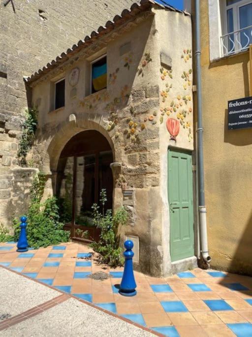 Dans Un Ancien Atelier De Potier Apartamento Saint-Quentin-la-Poterie Exterior foto